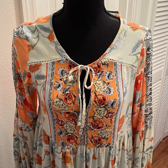 PATRONS OF PEACE Floral Boho Dress - Picture 2 of 7